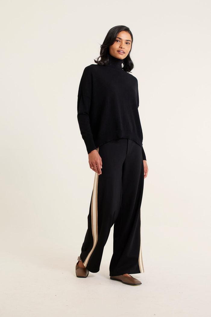 A Polo Bay Cashmere Sweater In Black