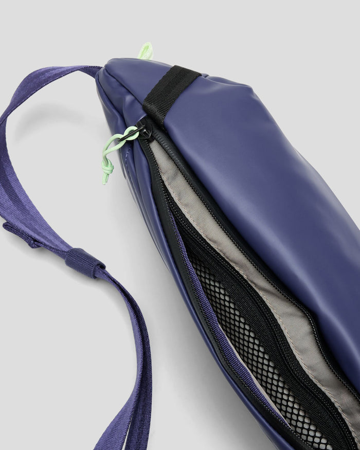 b0267_ofc_amphi_cross_body_e_1743631267000