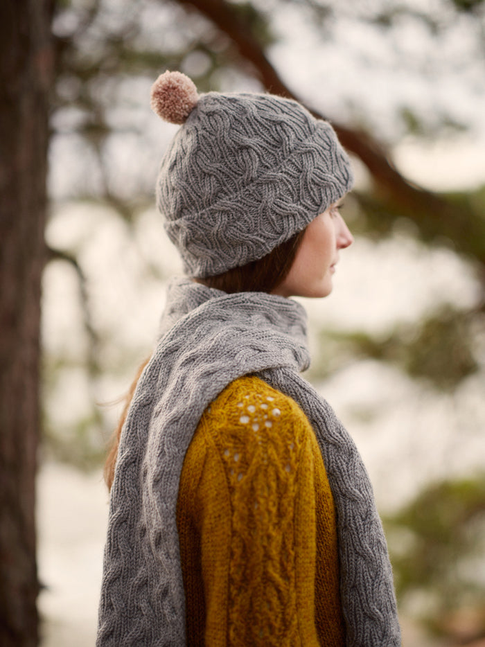 Entwined: Cables, Lace and Knitted Textures