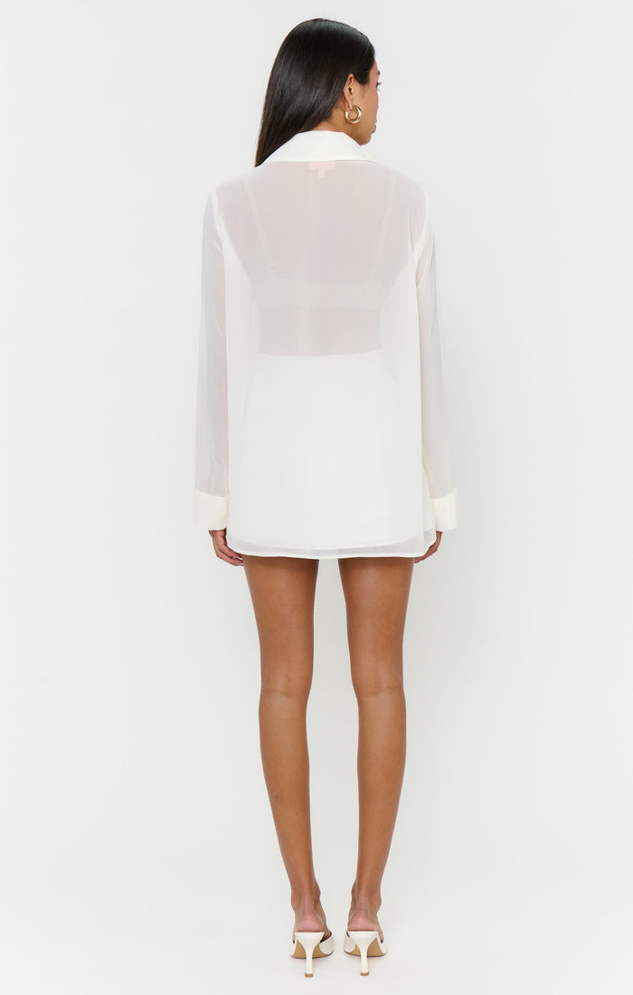 Smith Button Down ~ Wedding Cake Chiffon